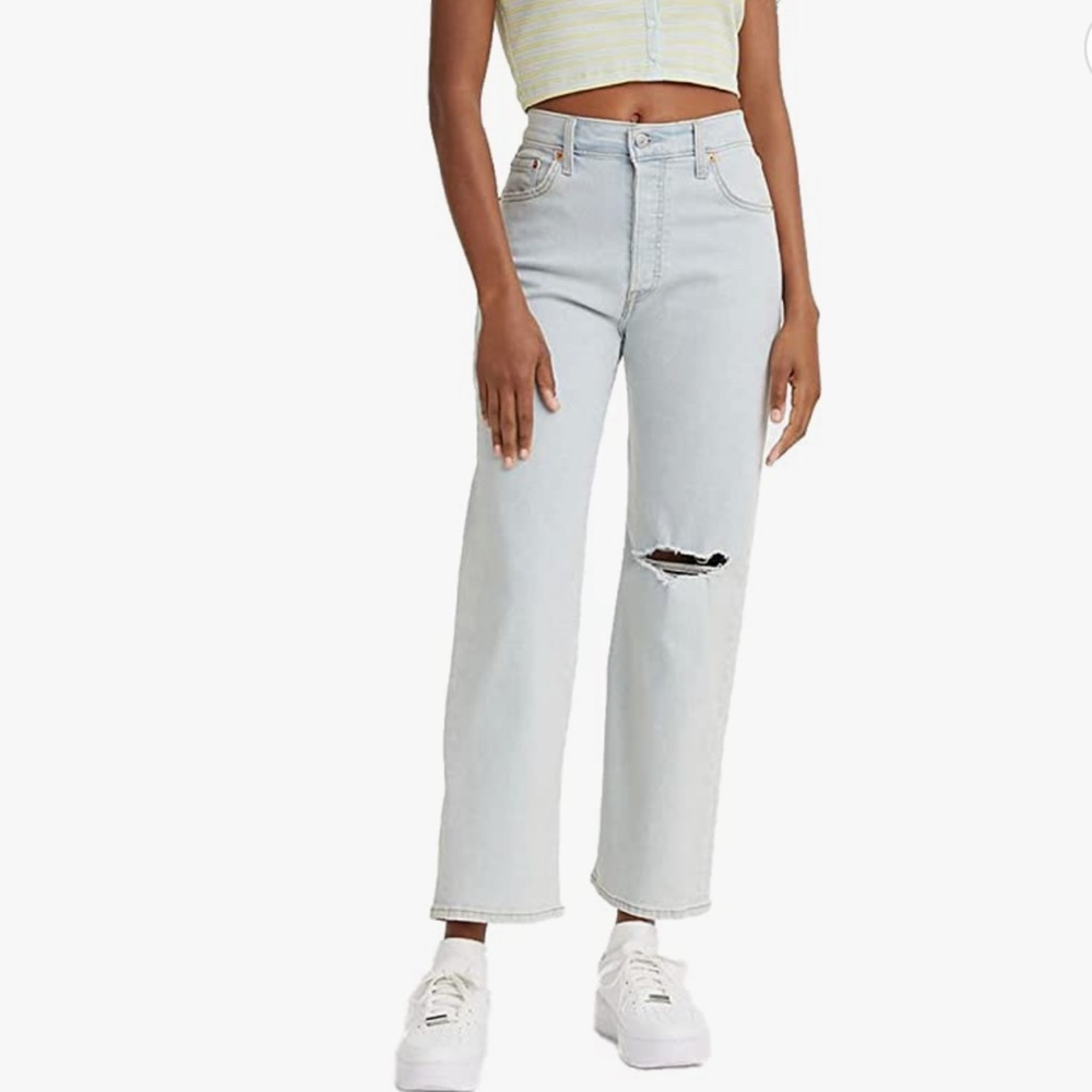 Levi’s Ribcage Straight Ankle Jeans